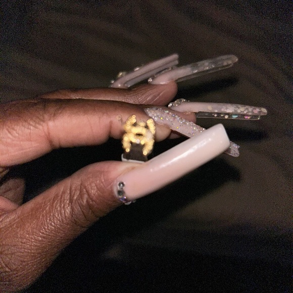 Amber - Picture 12 of 17